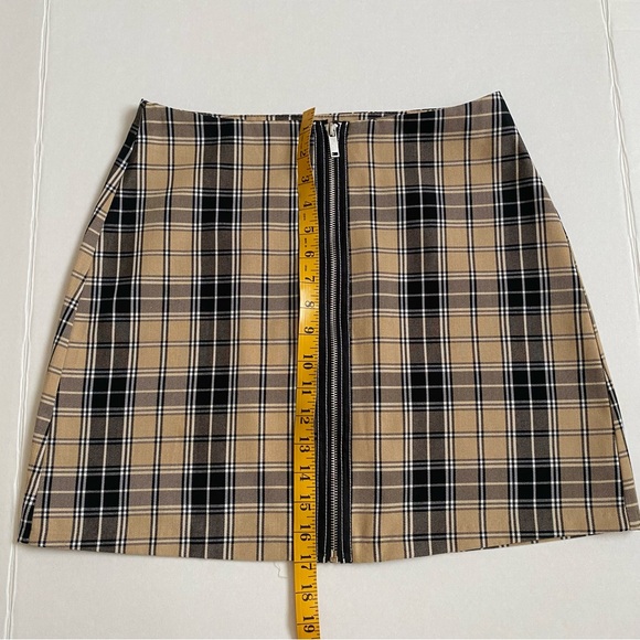 Stradivarius Mini skirt size 8 - Picture 3 of 6